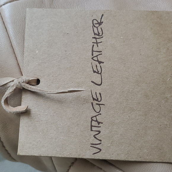 MICHEAL KORS- LEATHER JACKET - Picture 2 of 12